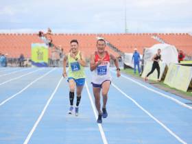 Макаров и Татаринова стали триумфаторами марафона на Спортивных играх народов Якутии