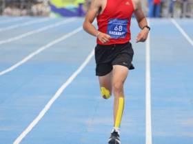 Макаров и Татаринова стали триумфаторами марафона на Спортивных играх народов Якутии