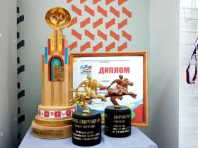 В Борогонцах открылась выставка «Спортивная слава Усть-Алданского улуса»