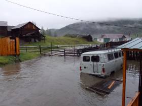 До 27 увеличилось количество подтопленных дворов в селе Себян-Кюель