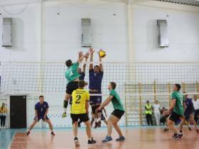 Определились финалисты VIII Игр народов Якутии по волейболу среди мужчин