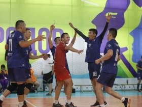 Определились финалисты VIII Игр народов Якутии по волейболу среди мужчин