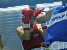 Боксеры выяснили на ринге имена финалистов и бронзовых призеров на Спортивных играх народов Якутии