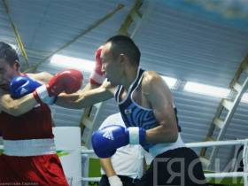 Боксеры выяснили на ринге имена финалистов и бронзовых призеров на Спортивных играх народов Якутии