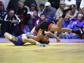 Тютрин, Скрябин и другие звёздные борцы взяли золотые медали Спортивных игр народов Якутии