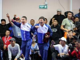 Тютрин, Скрябин и другие звёздные борцы взяли золотые медали Спортивных игр народов Якутии