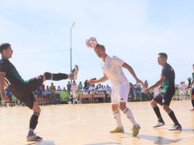 Футболисты Усть-Алдана одержали сенсационную победу в финале VIII Спортивных игр народов Якутии