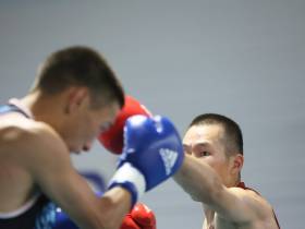 Боксеры сразились за титул чемпиона VIII Спортивных игр народов Якутии