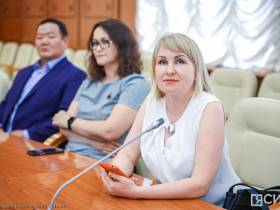 Глава Якутии поздравил стобалльников и их учителей с успешной сдачей ЕГЭ