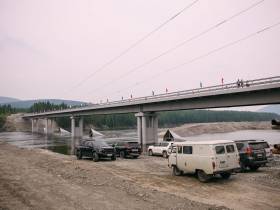 В Якутии досрочно введён в эксплуатацию мостовой переход через реку Аллах-Юнь