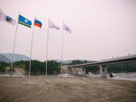 В Якутии досрочно введён в эксплуатацию мостовой переход через реку Аллах-Юнь