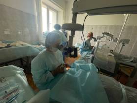 Офтальмохирурги провели операции в Амгинском районе Якутии