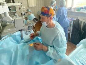Офтальмохирурги провели операции в Амгинском районе Якутии