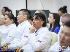 Международные спортивные игры «Дети Азии»: глава Якутии встретился со сборной республики