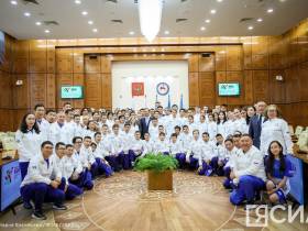 Международные спортивные игры «Дети Азии»: глава Якутии встретился со сборной республики