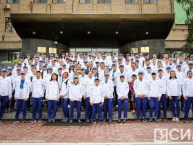 Международные спортивные игры «Дети Азии»: глава Якутии встретился со сборной республики