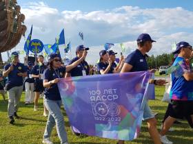 Открытие молодёжного фестиваля Табыс состоялось в городе Вилюйске в Якутии