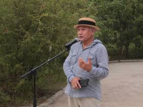 Сквер галереи зарубежного искусства с садом и работами керамистов открыли в Якутске