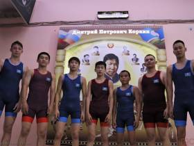 «Дети Азии». Якутской сборной по вольной борьбе вручили новую экипировку