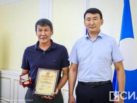 В Якутске наградили организаторов VIII Спортивных игр народов Якутии