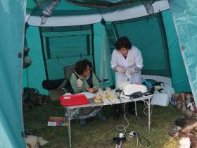 Православный арктический десант посетил якутских оленеводов