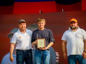 100-летию Якутской АССР посвятили День металлурга на Нежданинском месторождении