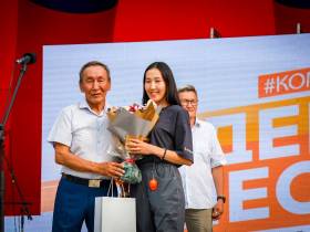 100-летию Якутской АССР посвятили День металлурга на Нежданинском месторождении