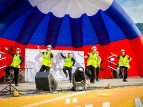 100-летию Якутской АССР посвятили День металлурга на Нежданинском месторождении