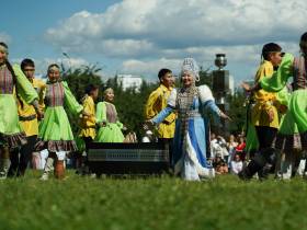 Более 25 тысяч человек посетили якутский праздник Ысыах в Москве