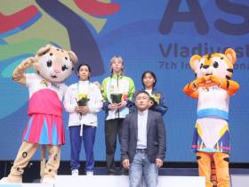 Якутянки принесли первые две медали в спортивной борьбе на играх «Дети Азии»