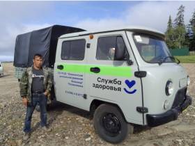 Новый автомобиль УАЗ поступил в Олекминскую больницу