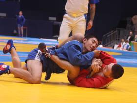 Самбисты из Якутии уступили в схватках за медали игр «Дети Азии» во Владивостоке