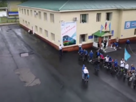 В Алдане провели велопробег в честь Дня железнодорожника