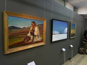 В Якутске открылась выставка «Сирэктэ – нить, связующая века»