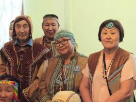 В Якутске открылась выставка «Сирэктэ – нить, связующая века»