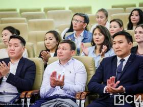 Выдающимся строителям Якутии вручили региональные награды