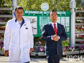 Ключи от передвижного офтальмологического комплекса вручили республиканской клинической больнице