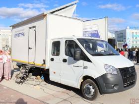 Якутску передали передвижной концертный комплекс в рамках нацпроекта «Культура»