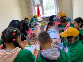 В Якутске воспитанникам Соснового бора рассказали об истории государственных символов