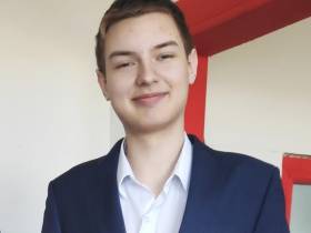 Якутские стобалльники рассказали, в какие вузы поступили учиться