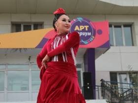 В Якутске состоялся концерт «Зажигательные народные ритмы»