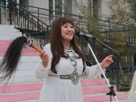 В Якутске состоялся концерт «Зажигательные народные ритмы»