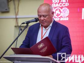 В Якутске состоялось торжественное открытие выставки-ярмарки «Печатный двор Якутии»