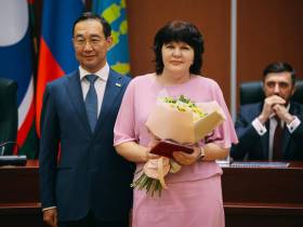 Работникам угледобывающей отрасли Якутии вручили госнаграды