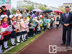 Андрей Тарасенко отметил важность патриотического воспитания в школах