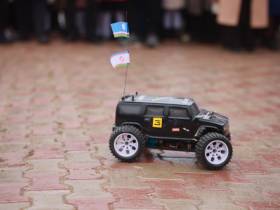 Айсен Николаев посетил торжественную линейку в Саха политехническом лицее