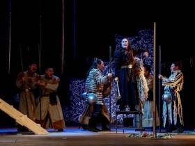 Саха театр откроет новый сезон гастрольным туром по городам России