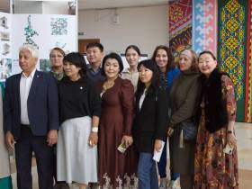 В Якутске открылась выставка «Якутия: прошлое, настоящее, будущее»