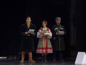 В Якутске открылась выставка «Якутия: прошлое, настоящее, будущее»