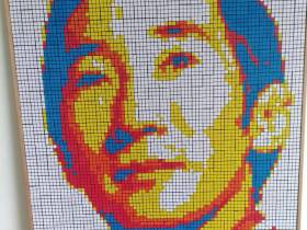 Портрет якутского олимпийского чемпиона Романа Дмитриева собрали из кубиков Рубика